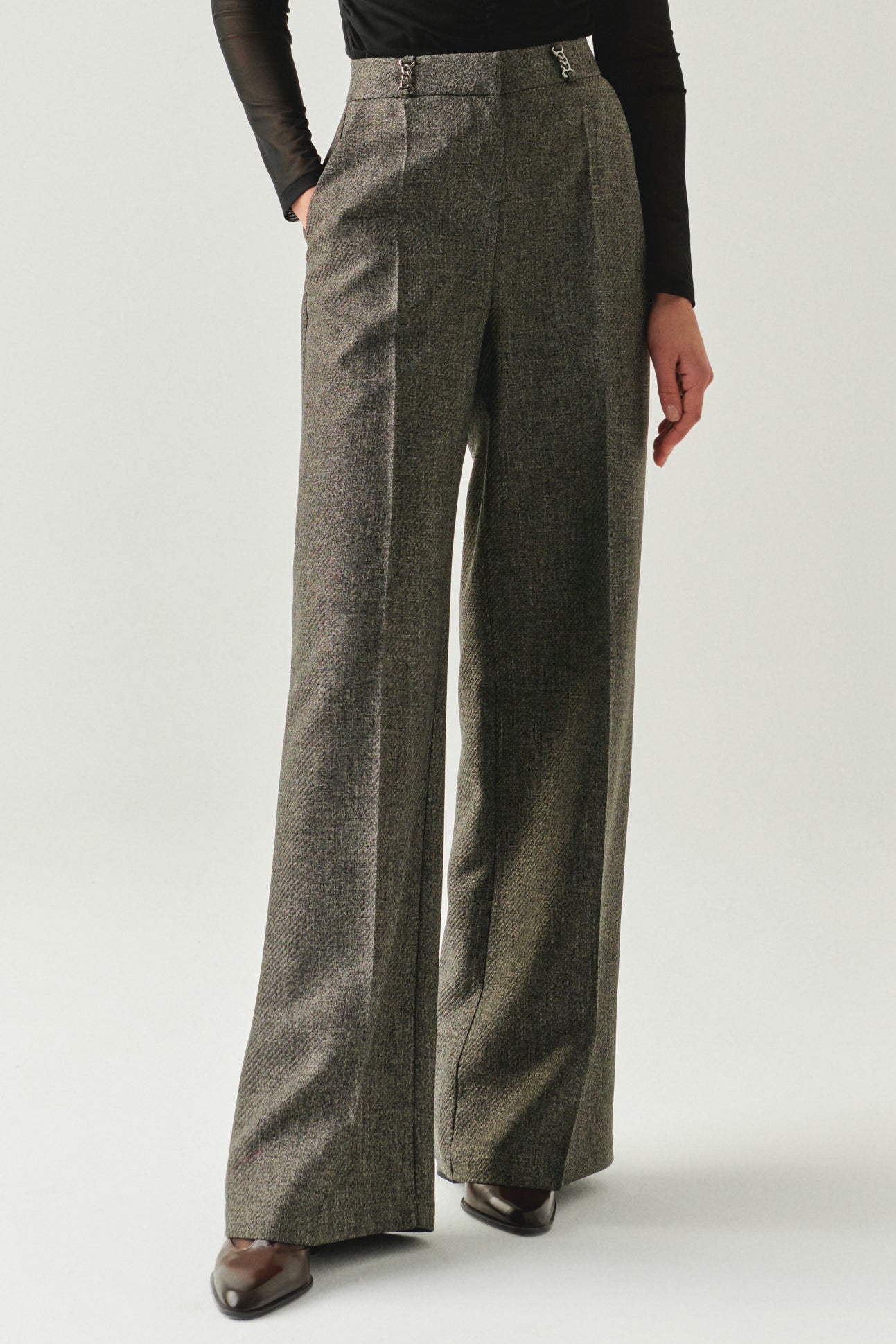 Exquise-Balık Sırtı Desenli Yüksel Bel Geniş Paçalı Cepli Regular Dokuma Duman Pantolon-PANTOLON-3-Milagron.com