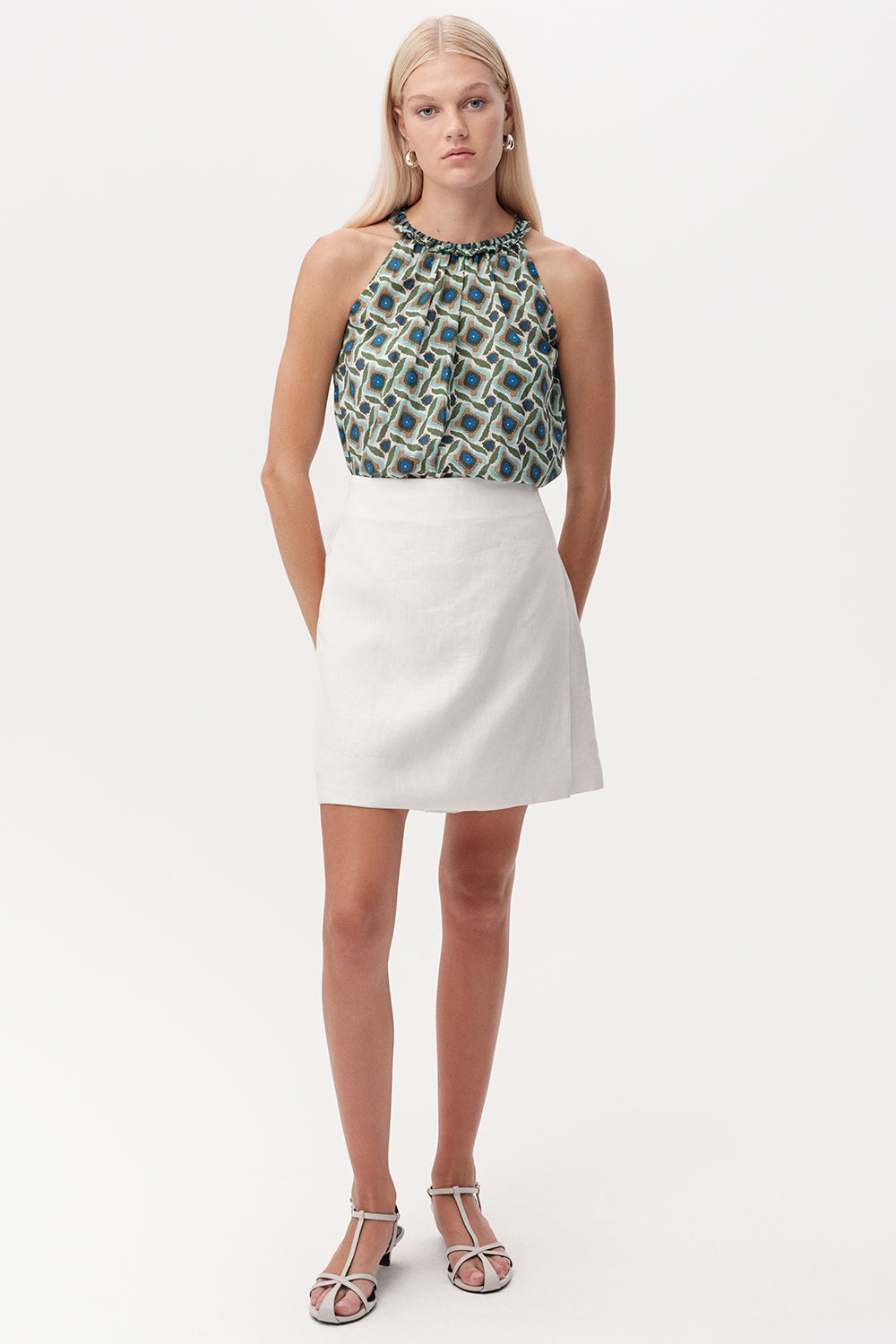 Beli Lastikli Keten Regular Dokuma Şort