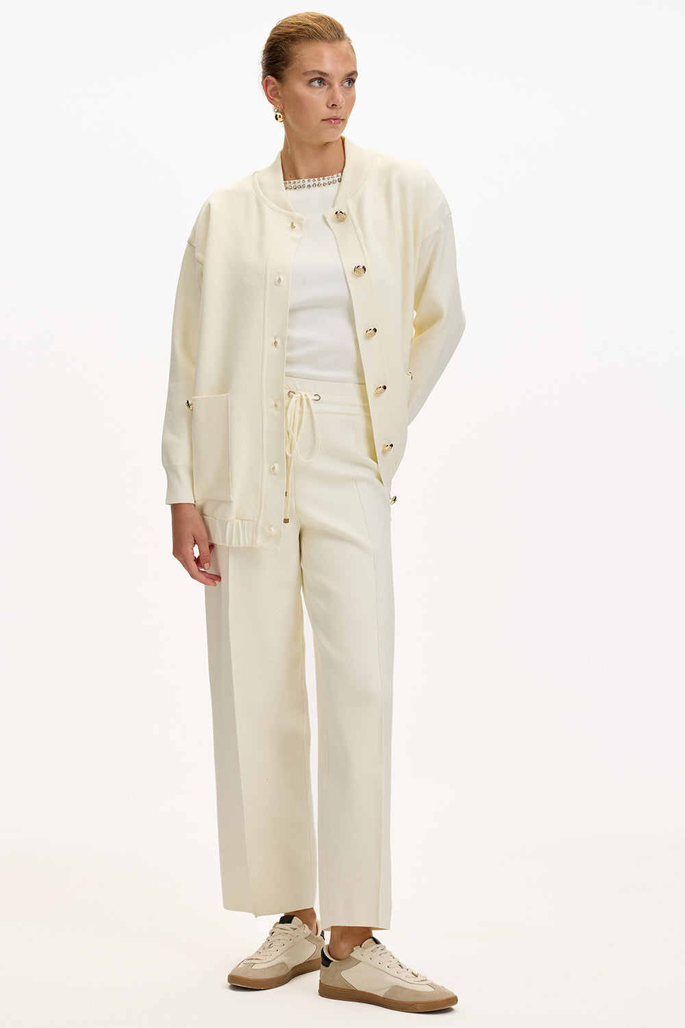 Exquise-Bisiket Yaka Cepli Gold Düğmeli Oversize Ekru Tirko Hırka-HIRKA-6-Milagron.com