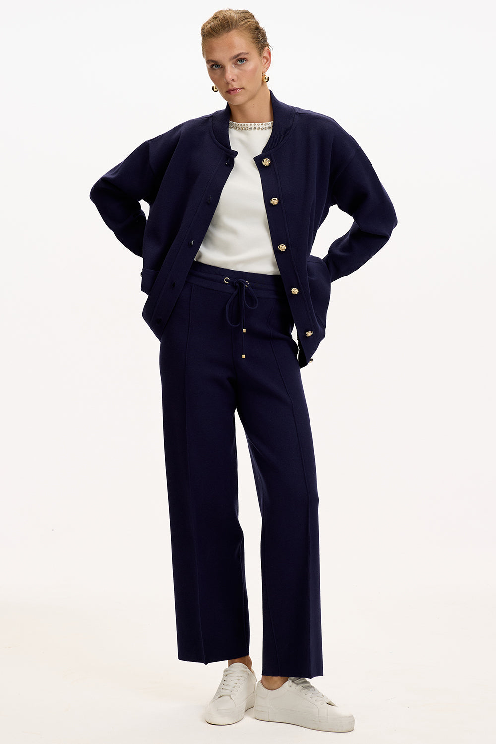 Exquise-Bisiket Yaka Cepli Gold Düğmeli Oversize Lacivert Tirko Hırka-HIRKA-5-Milagron.com