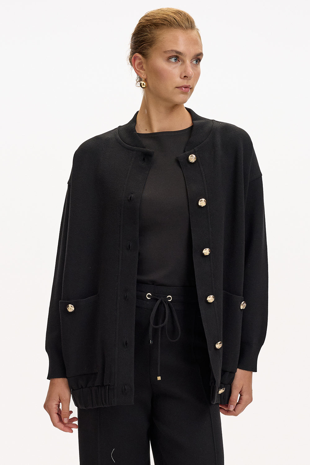 Exquise-Bisiket Yaka Cepli Gold Düğmeli Oversize Siyah Tirko Hırka-HIRKA-6-Milagron.com