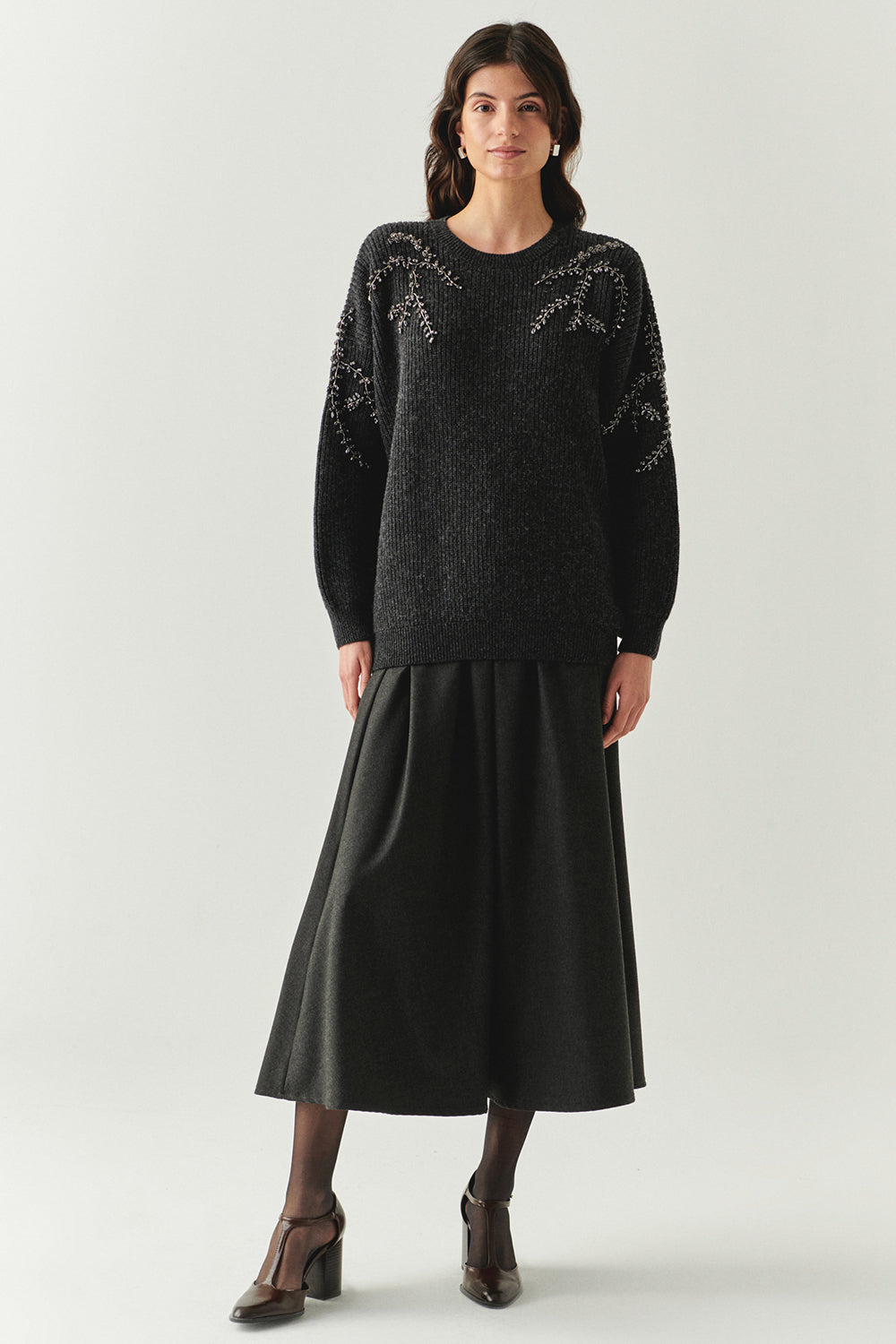 Exquise-Bisiklet Yaka Taş İşlemeli Uzun Kollu Oversize Gri Triko Bluz-BLUZ-4-Milagron.com