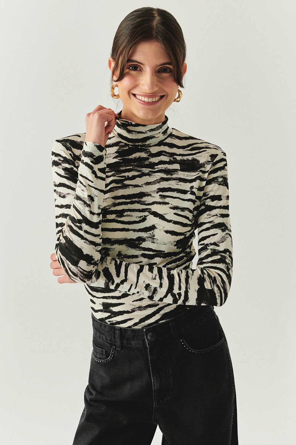 Exquise-Boğazlı Uzun Kollu Desenli Slim Fit örme Siyah Bluz-BLUZ-1-Milagron.com