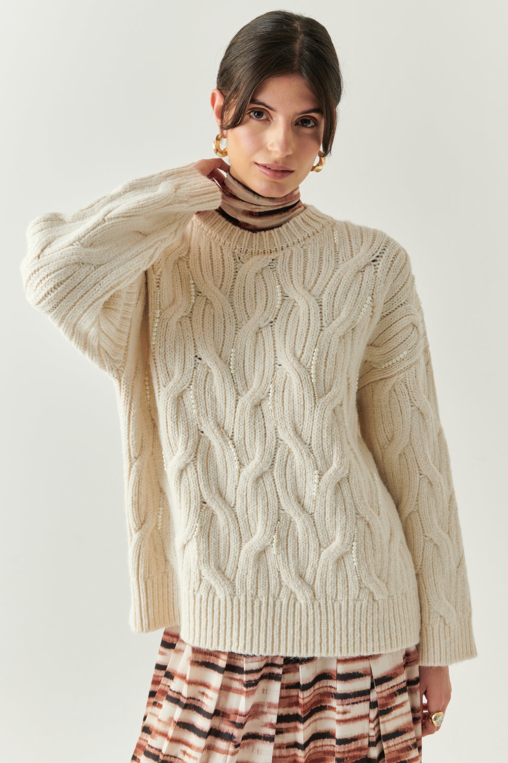 Exquise-Boncuk İşlemeli Bisiklet Yaka Regular Triko Kemik Bluz-BLUZ-1-Milagron.com