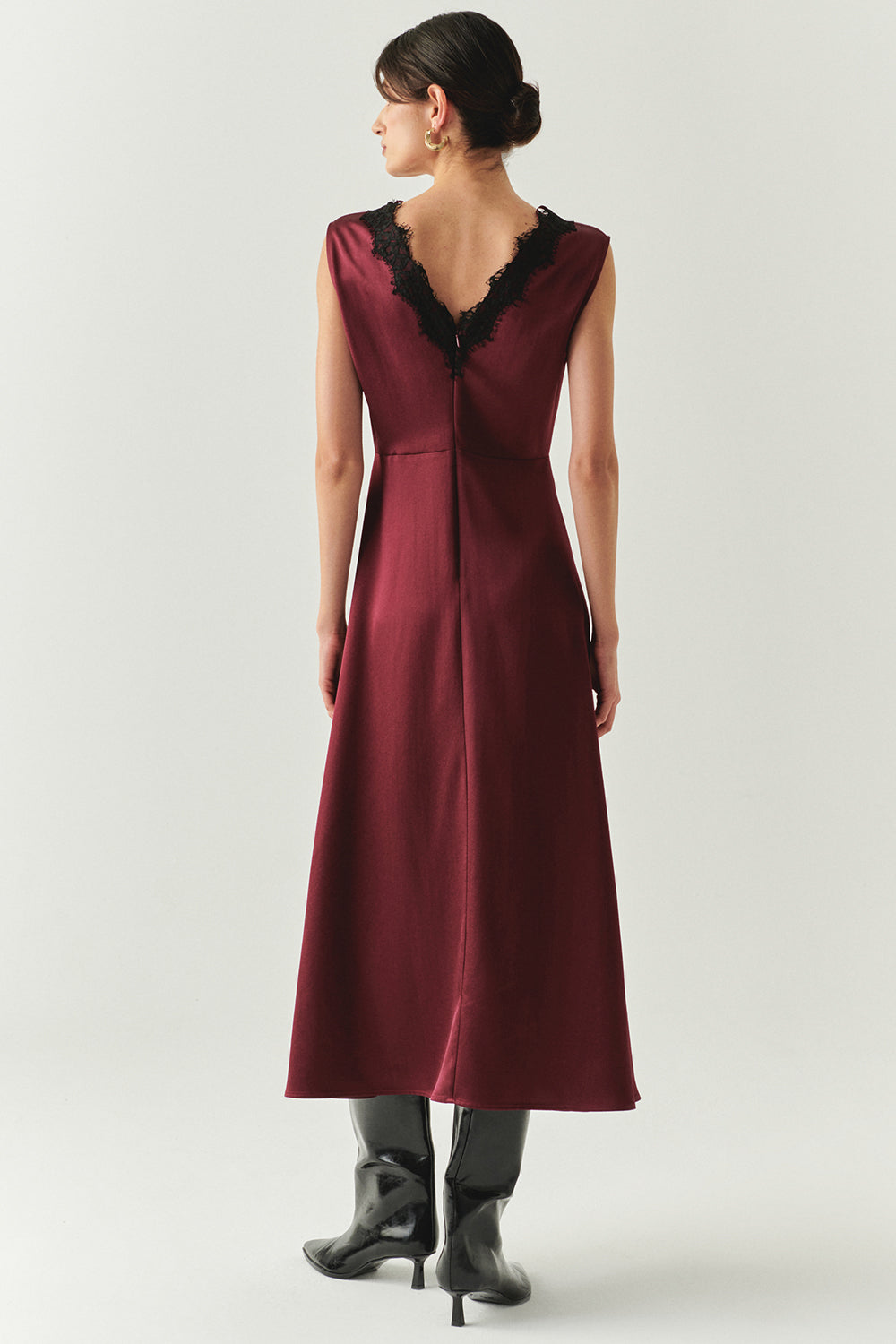 Exquise-Dantel Yaka Detaylı Regular Saten Midi Vişne Elbise-ELBİSE-4-Milagron.com