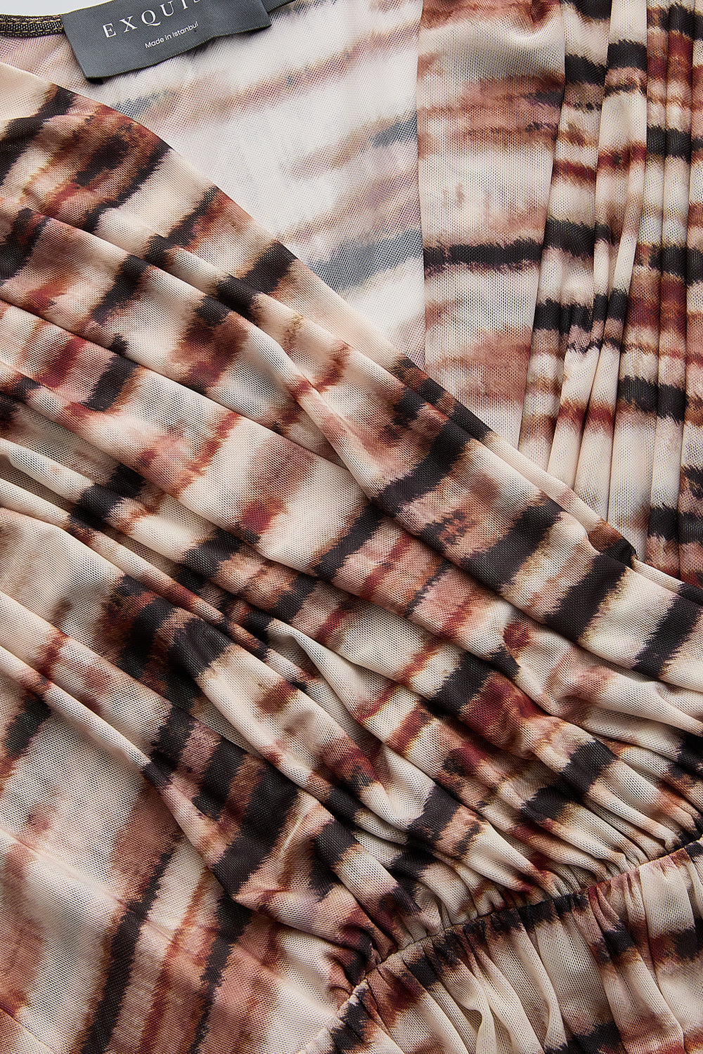 Exquise-Desenli Kemerli Kruvaze Yaka Slim Fit Midi Astarlı Tül Elbise-ELBİSE-6-Milagron.com