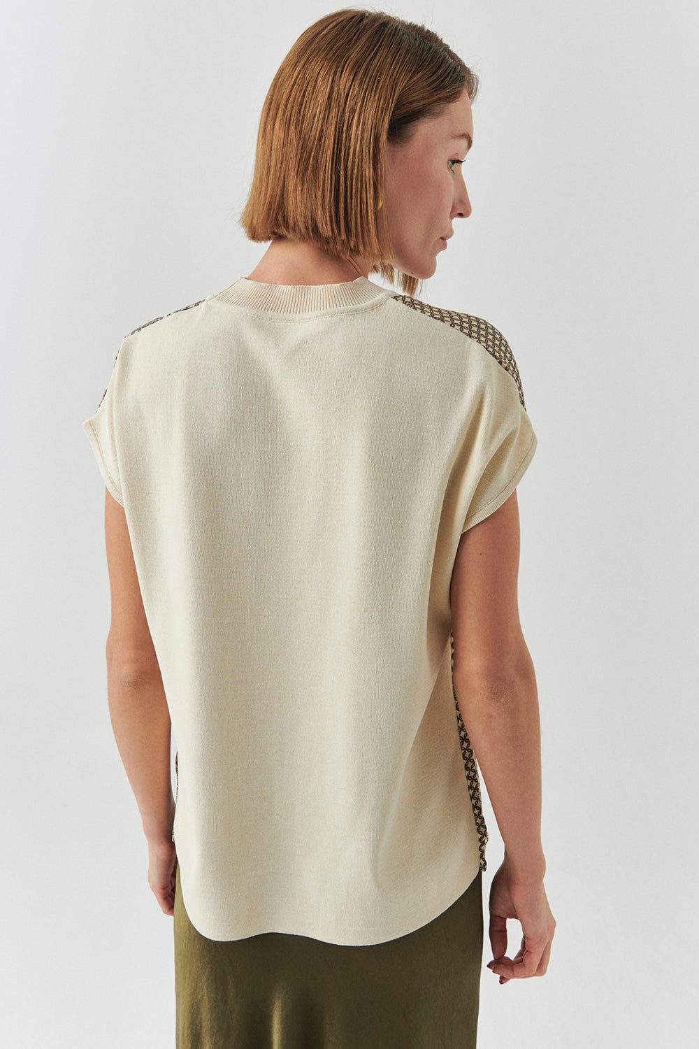 Exquise-Desenli Triko Garnili Kısa Kollu Bisiklet Yaka Regular Bluz-BLUZ-2-Milagron.com