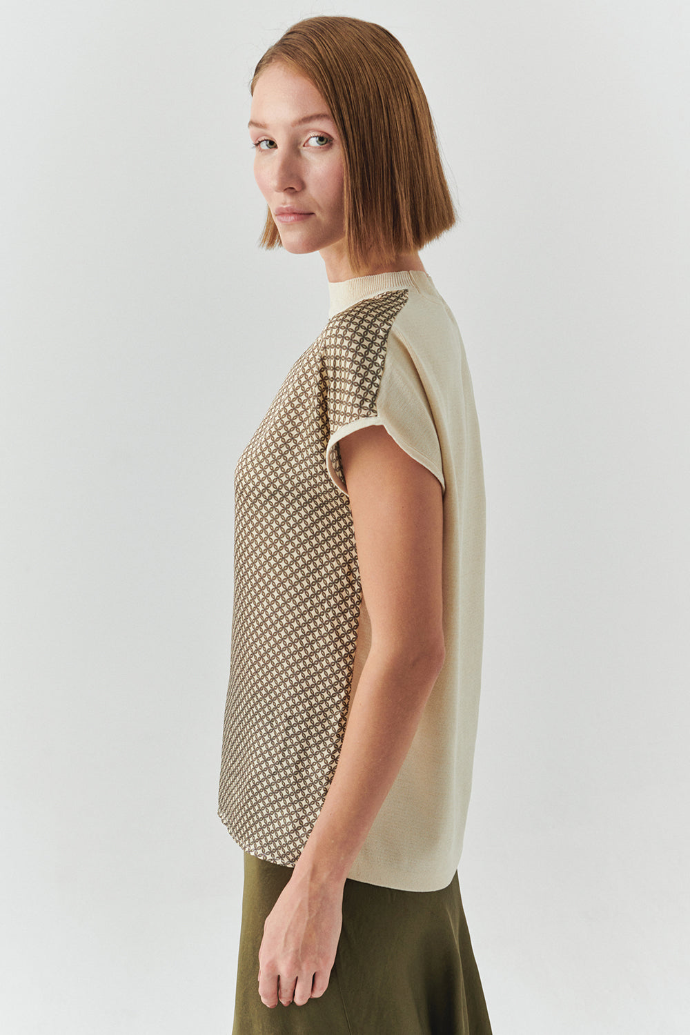 Exquise-Desenli Triko Garnili Kısa Kollu Bisiklet Yaka Regular Bluz-BLUZ-3-Milagron.com