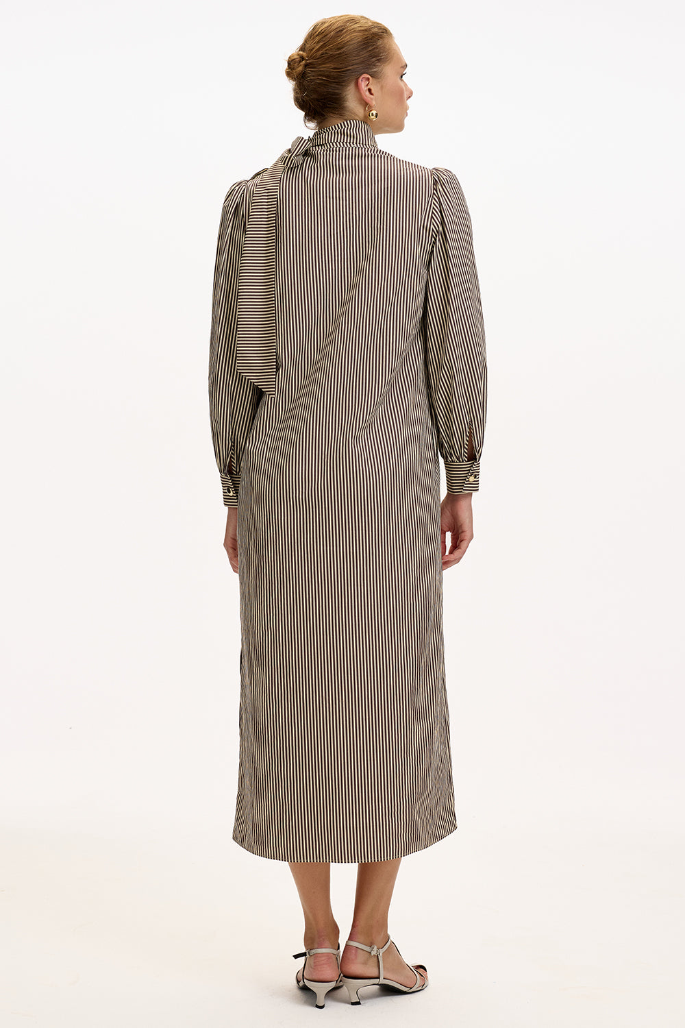 Exquise-Dik Yaka Uzuz Kollu çizgili Kuşaklı Regular Kahve Bej Midi Elbise-ELBİSE-4-Milagron.com