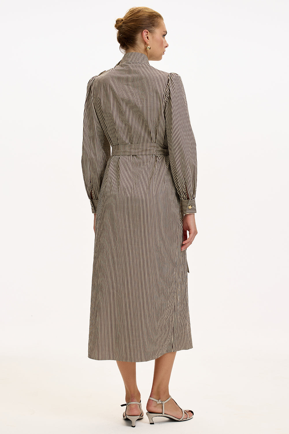 Exquise-Dik Yaka Uzuz Kollu çizgili Kuşaklı Regular Kahve Bej Midi Elbise-ELBİSE-6-Milagron.com