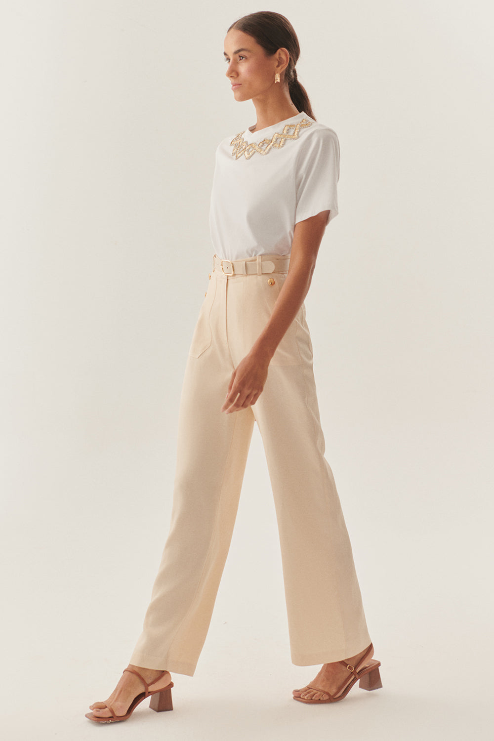 Exquise-Düz Kesim Uyumlu Kemerli Yüksek Bel Bej Pantolon-Pantolon-3-Milagron.com