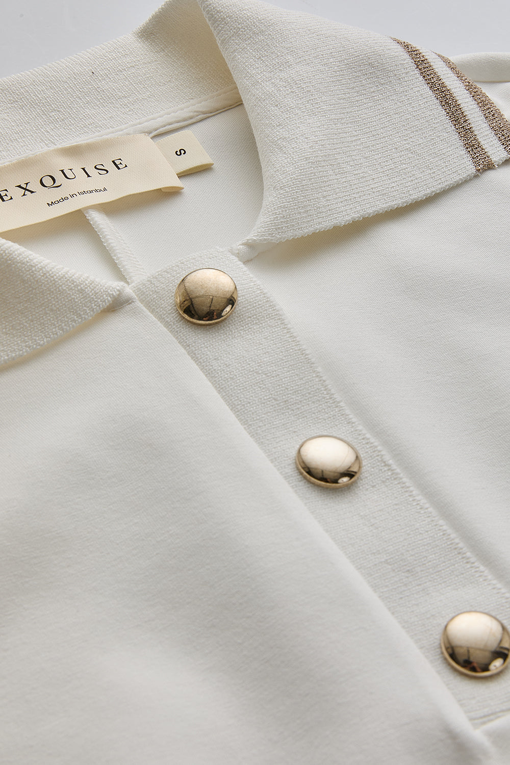 Exquise-Ekru Düğme Detaylı Polo Yaka Regular örme Tişört-T-Shirts-8-Milagron.com