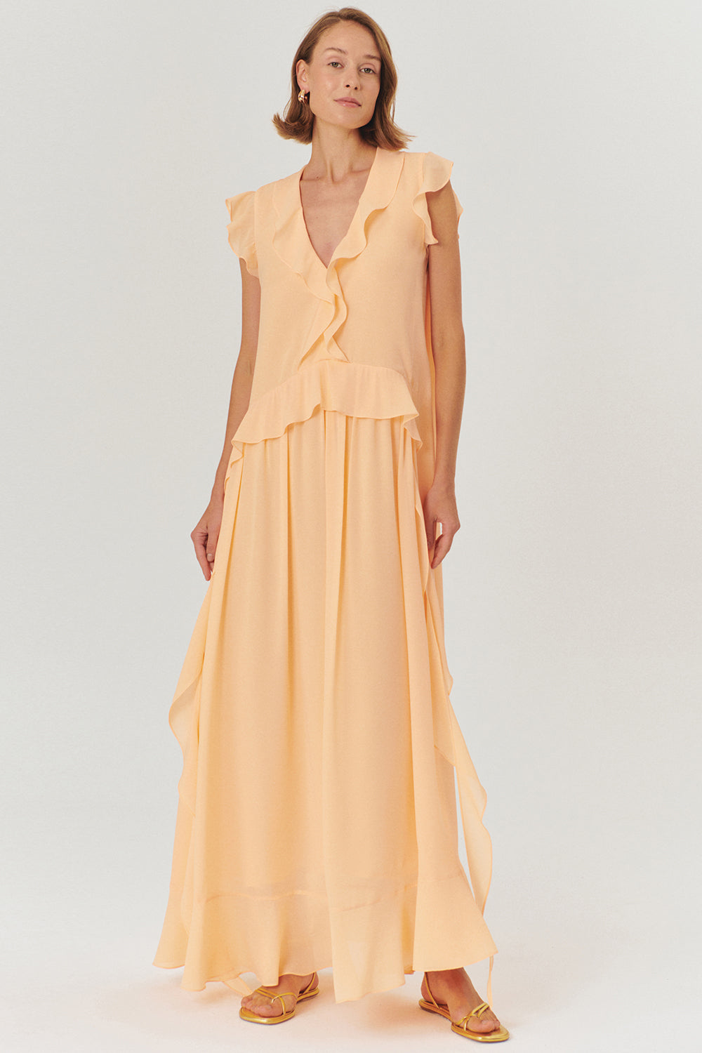 Exquise-Fırfıt Detaylı V Yaka Regular Somon Maxi Elbise-ELBİSE-1-Milagron.com