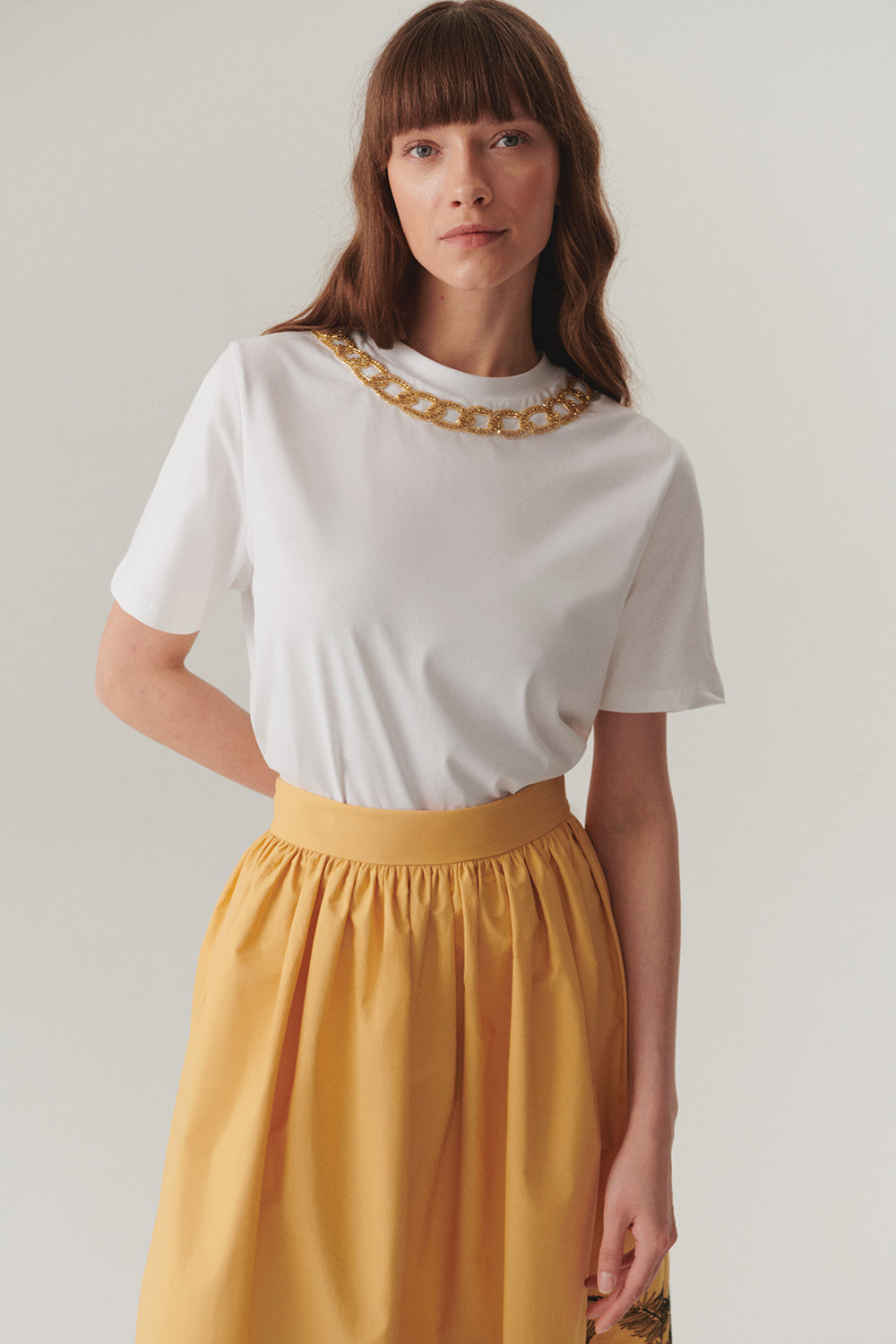 Exquise-Gold İşleme Beyaz Bisiklet Yaka Regular Pamuklu örme Tişört-T-Shirts-1-Milagron.com