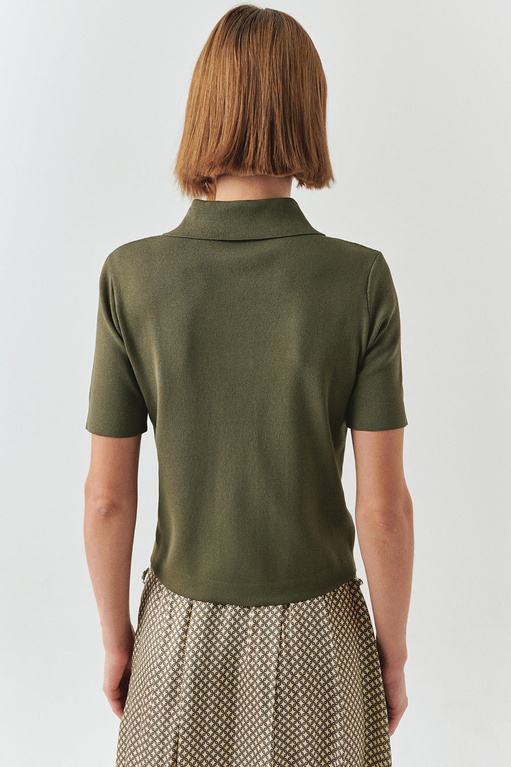 Exquise-Gömlek Yaka Düğmeli Kısa Kollu Slim Fit Haki Triko Bluz-BLUZ-3-Milagron.com