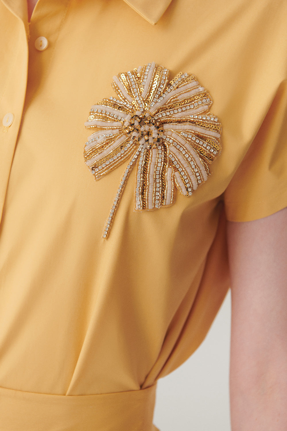 Exquise-Gömlek Yaka Kısa Kollu Taş İşlemeli Pamuklu Regular Fit Camel Gömlek-Gömlek-2-Milagron.com