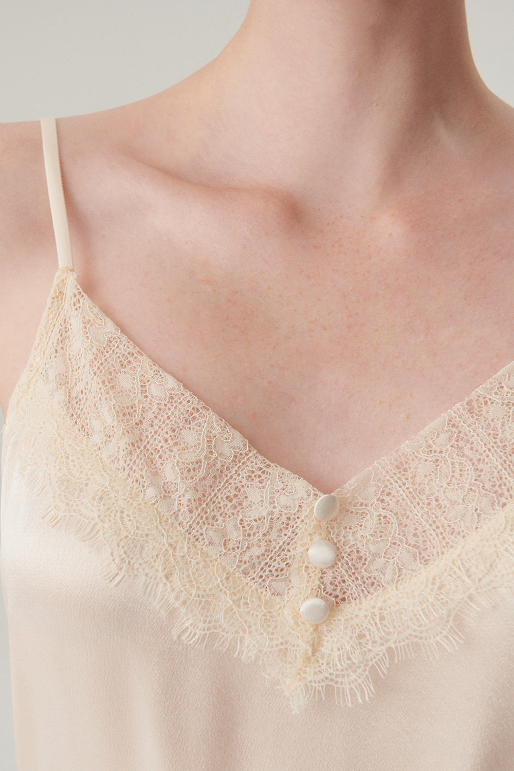 Exquise-İnce Ayarlanabilir Askılı Regular Fit Bluz-Bluz-5-Milagron.com