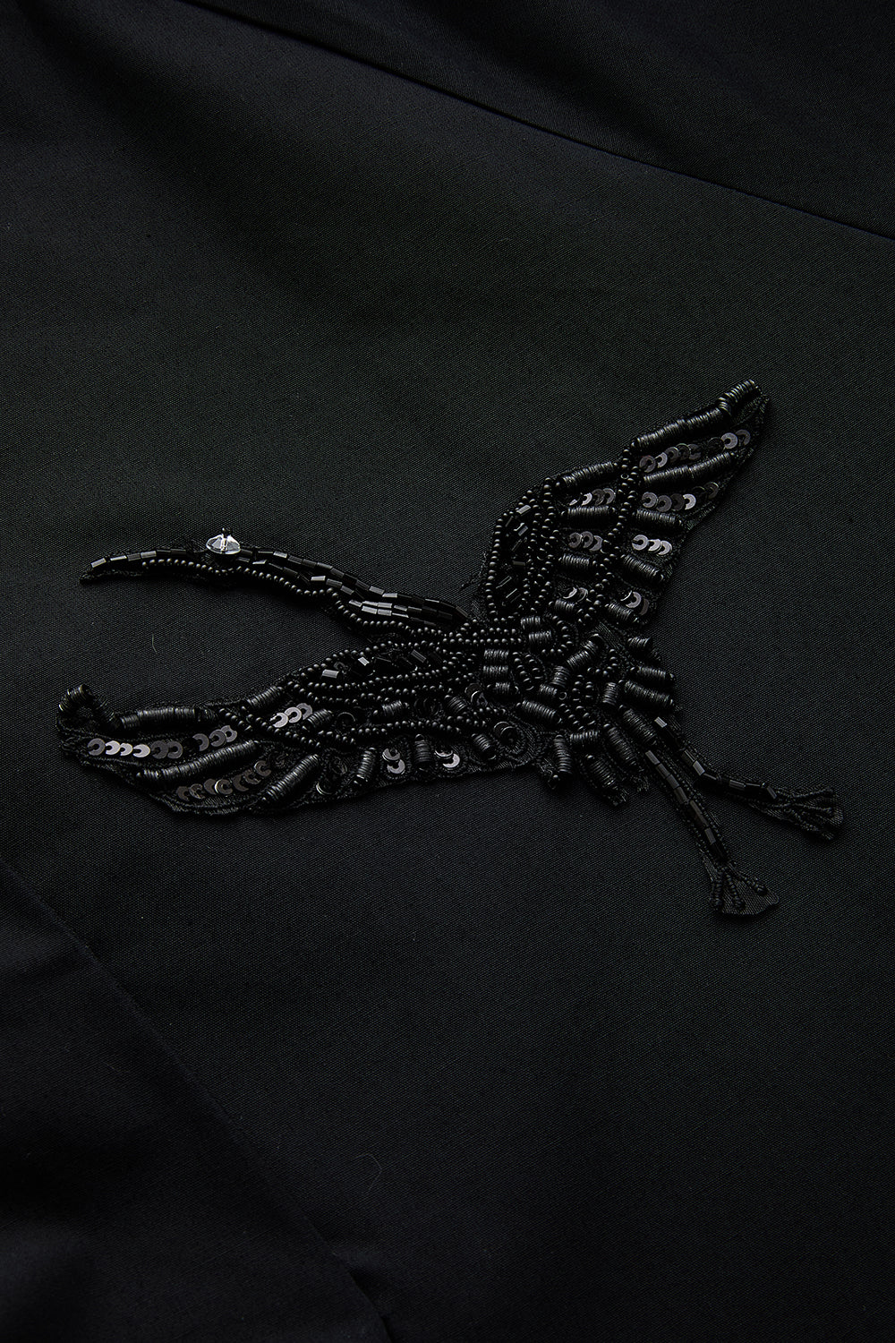 Exquise-İşleme Detaylı V Yaka Siyah Regular Mini Elbise-ELBİSE-7-Milagron.com