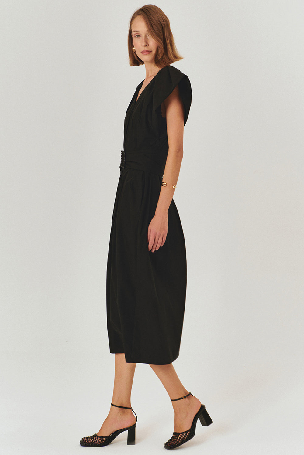 Exquise-Kemer Detaylı V Yaka Pamuklu Siyah Regular Midi Elbise-Elbise-4-Milagron.com