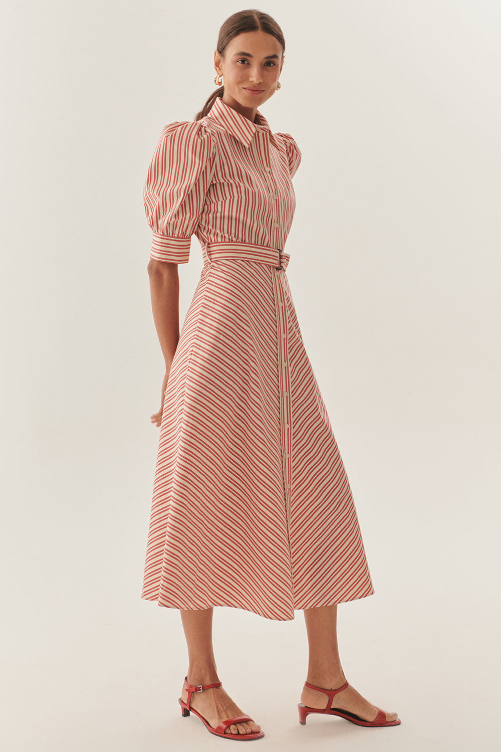 Exquise-Kırmızı çizgili Kemerli Balon Kol A Kesim Regular Midi Gömlek Elbise-ELBİSE-2-Milagron.com
