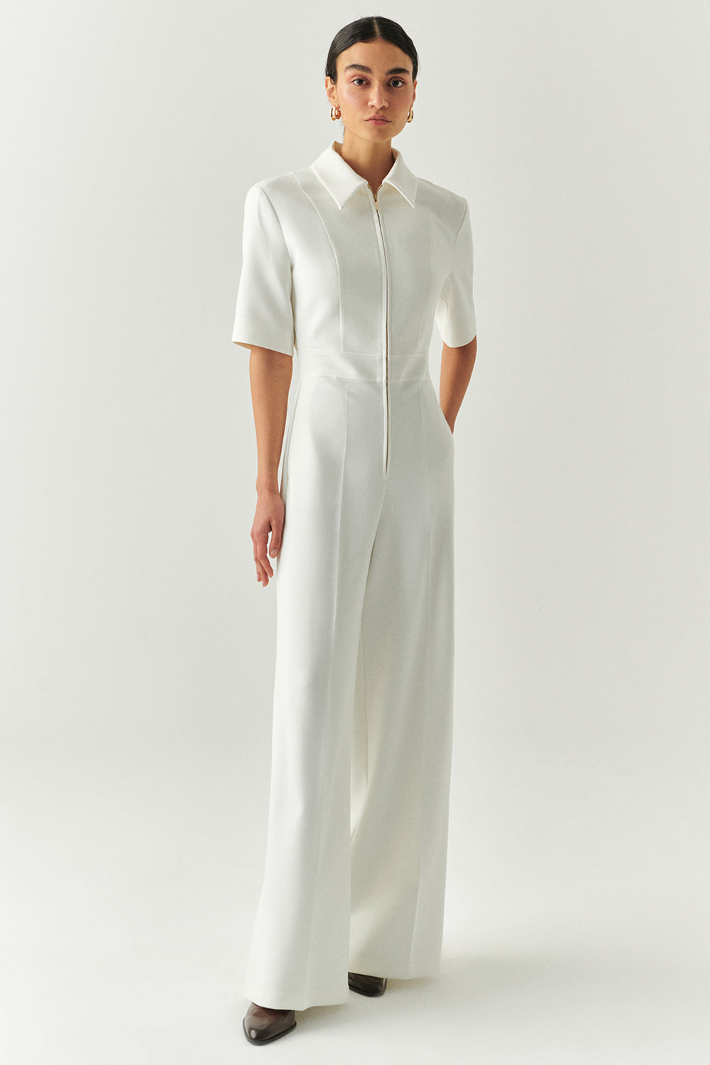 Exquise-Kısa Kollu Fermuarlı Slim Fit Gömlek Yaka Krem Tulum-TULUM-1-Milagron.com