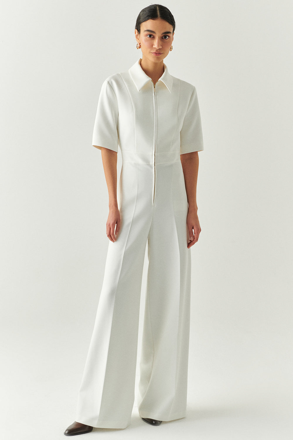 Exquise-Kısa Kollu Fermuarlı Slim Fit Gömlek Yaka Krem Tulum-TULUM-2-Milagron.com