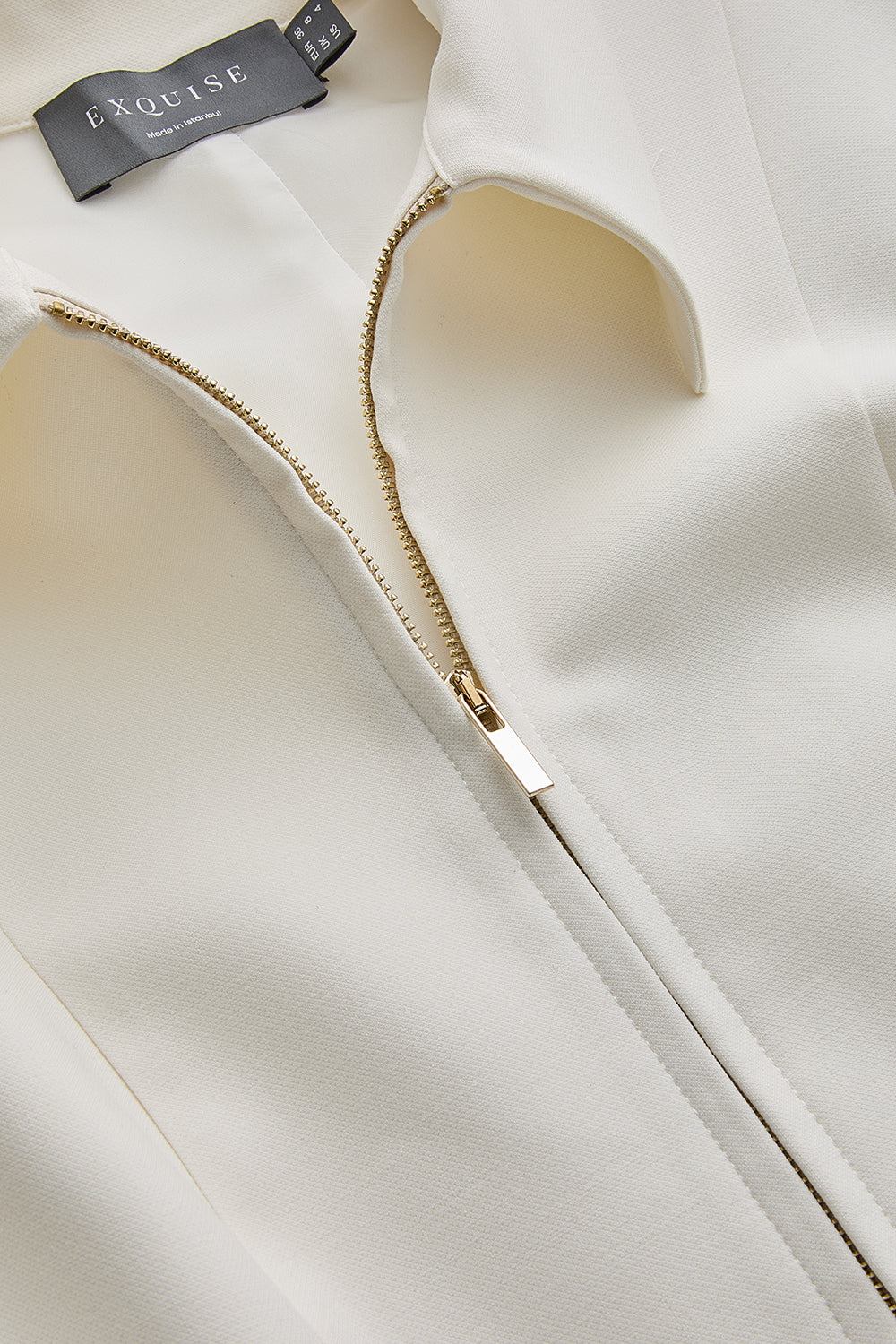 Exquise-Kısa Kollu Fermuarlı Slim Fit Gömlek Yaka Krem Tulum-TULUM-6-Milagron.com