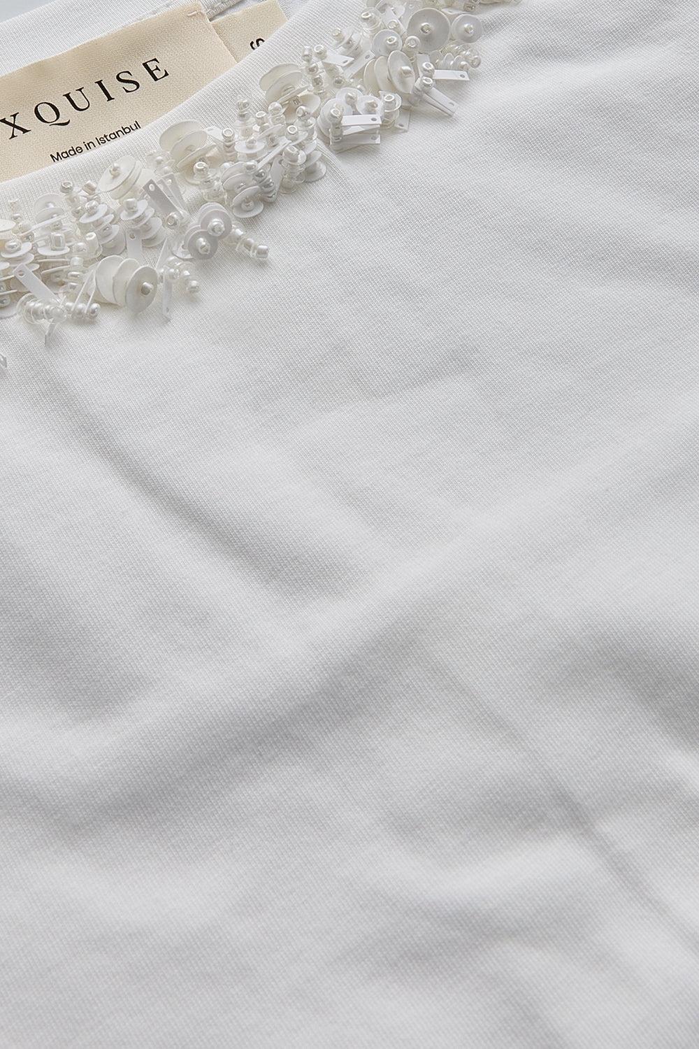 Exquise-Kol Ve İşleme Detaylı Bisiklet Yaka Beyaz Regular Pamuklu örme Tişört-T-Shirts-6-Milagron.com