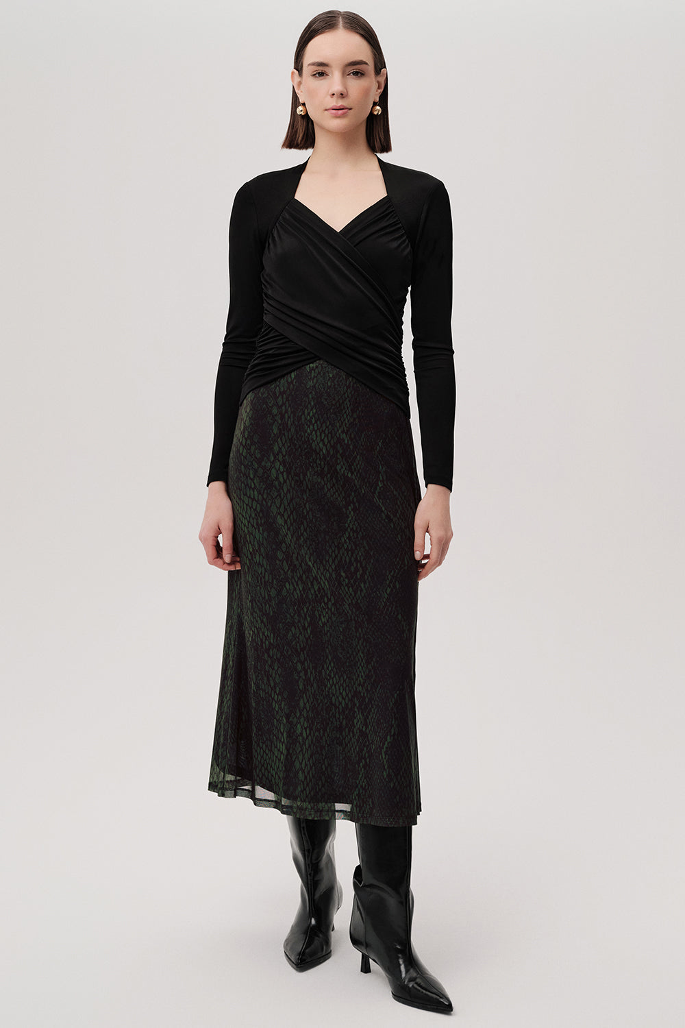 Exquise-Kruvaze Yaka Drapeli Uzun Kollu Slim Fit örme Siyah Bluz-BLUZ-6-Milagron.com