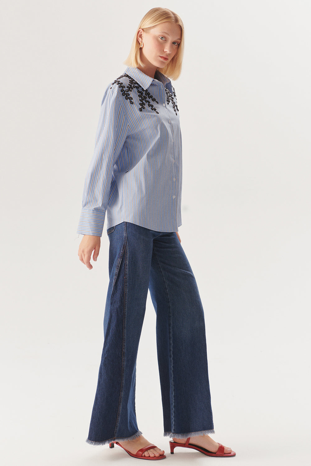 Exquise-Omuzları Taş İşlemeli Regular Fit çizgili Gömlek-Gömlek-3-Milagron.com