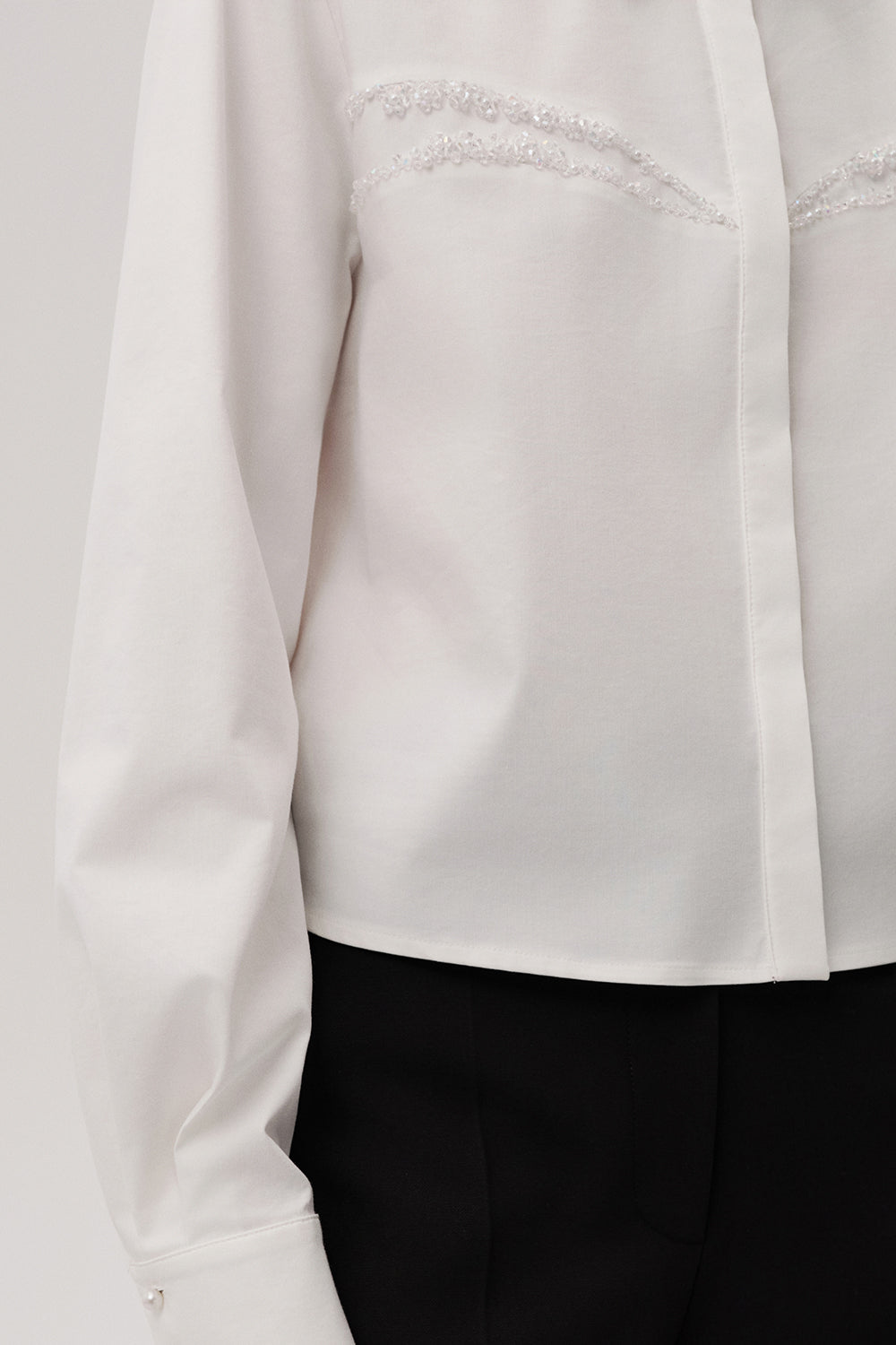 Exquise-Pamuklu Uzun Kol Kristal Taşlı Slim Fit Kemik Gömlek-GÖMLEK-5-Milagron.com