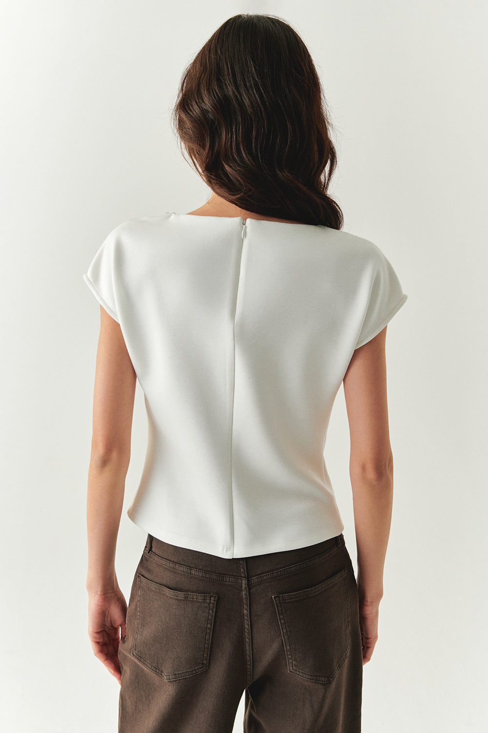 Exquise-Taş Detaylı Kayık Yaka Kolsuz Regular Kemik örme Bluz-BLUZ-3-Milagron.com