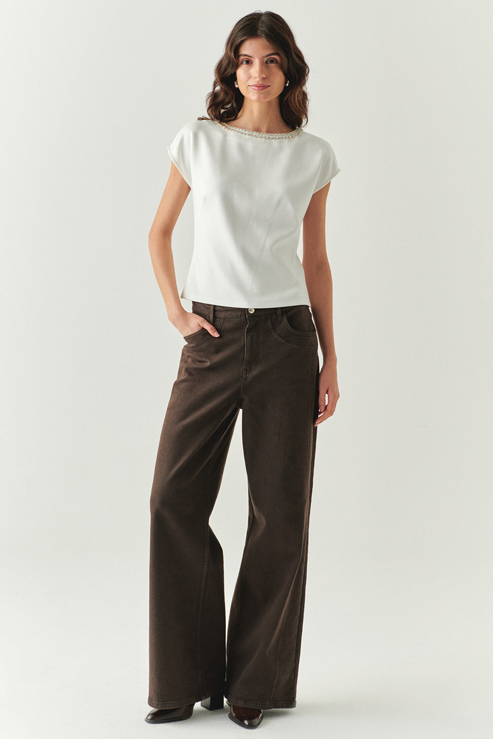 Exquise-Taş Detaylı Kayık Yaka Kolsuz Regular Kemik örme Bluz-BLUZ-4-Milagron.com