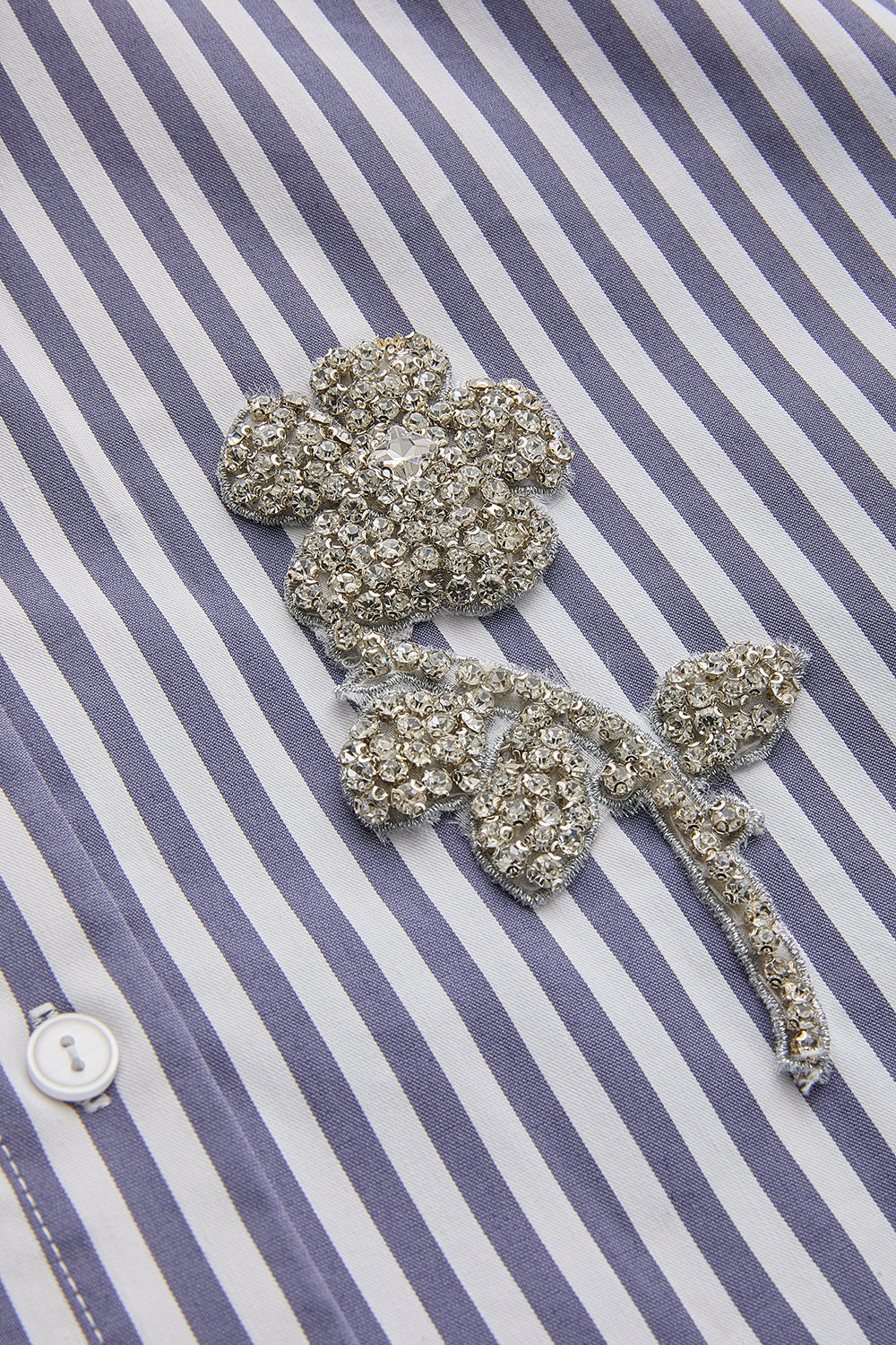 Exquise-Taş İşleme Detaylı Lacivert Beyaz Oversize çizgili Poplin Gömlek-Gömlek-14-Milagron.com