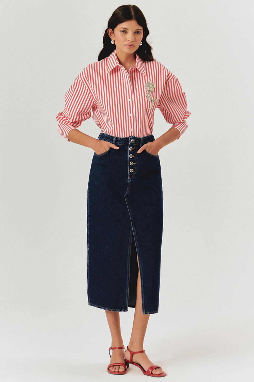 Exquise-Taş İşleme Detaylı Lacivert Beyaz Oversize çizgili Poplin Gömlek-Gömlek-4-Milagron.com