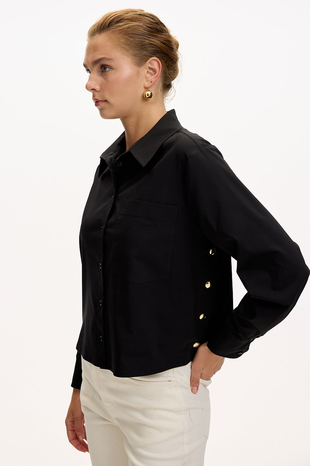 Exquise-Uzun Kollu Cepli çıt çıt Detaylı Regular Siyah Gömlek-GÖMLEK-3-Milagron.com