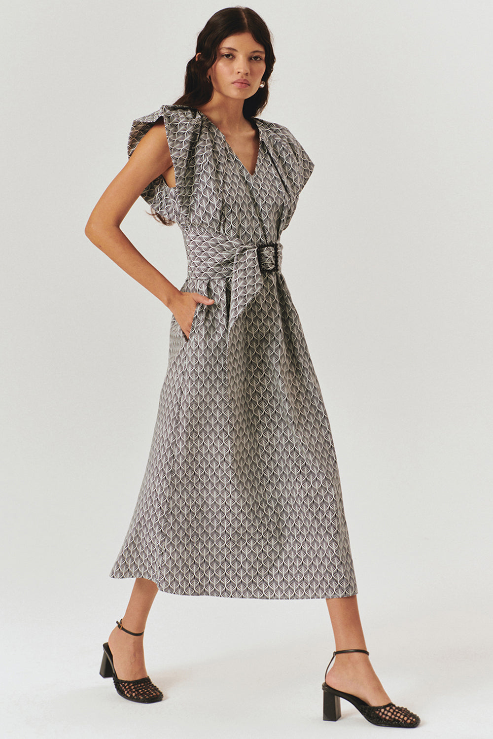 Exquise-V Yaka Düz Kesim Desenli Midi Boy Elbise-ELBİSE-3-Milagron.com