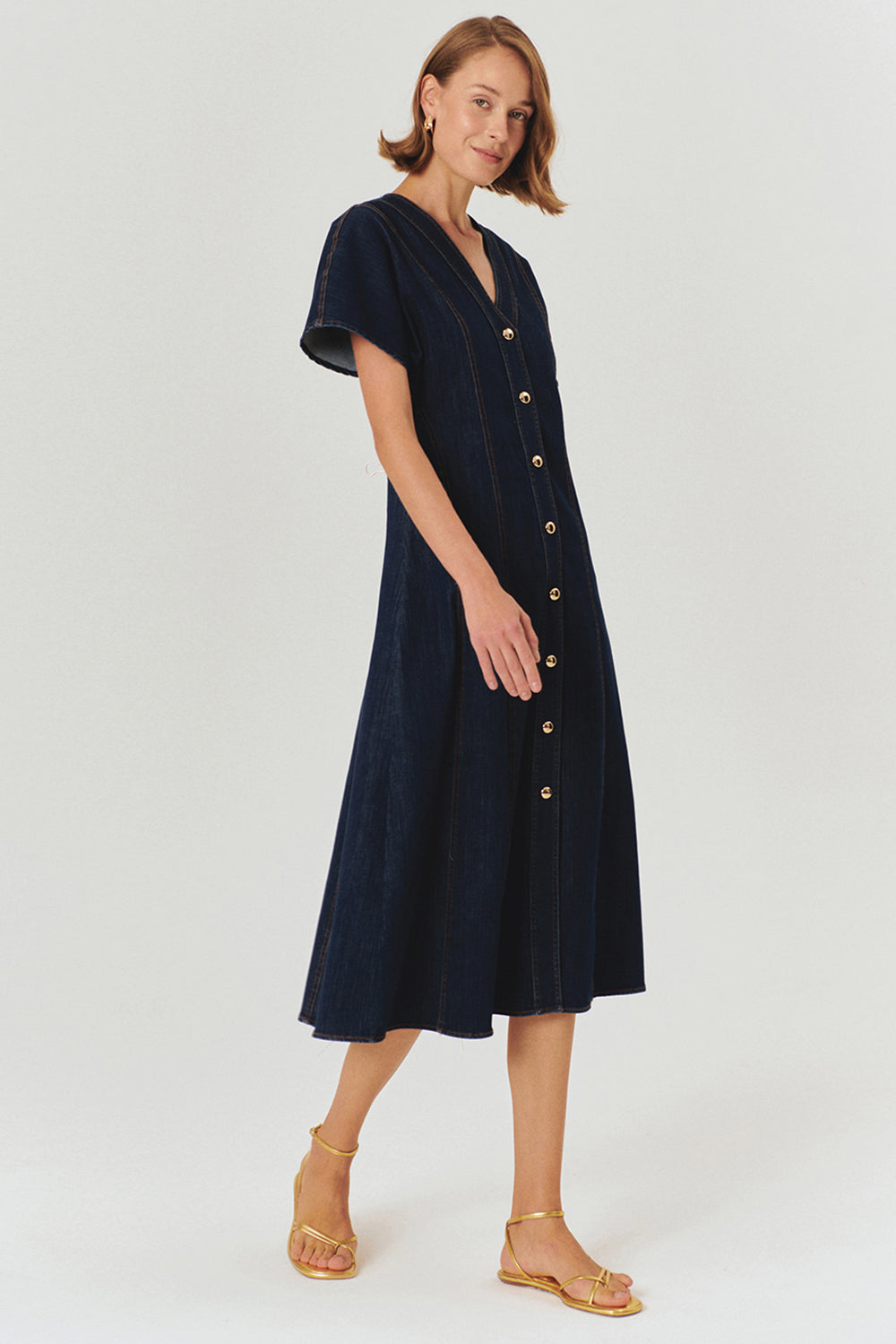 Exquise-V Yaka Yarasa Kol önden Düğmeli Regular Fit Midi Boy Elbise-ELBİSE-2-Milagron.com