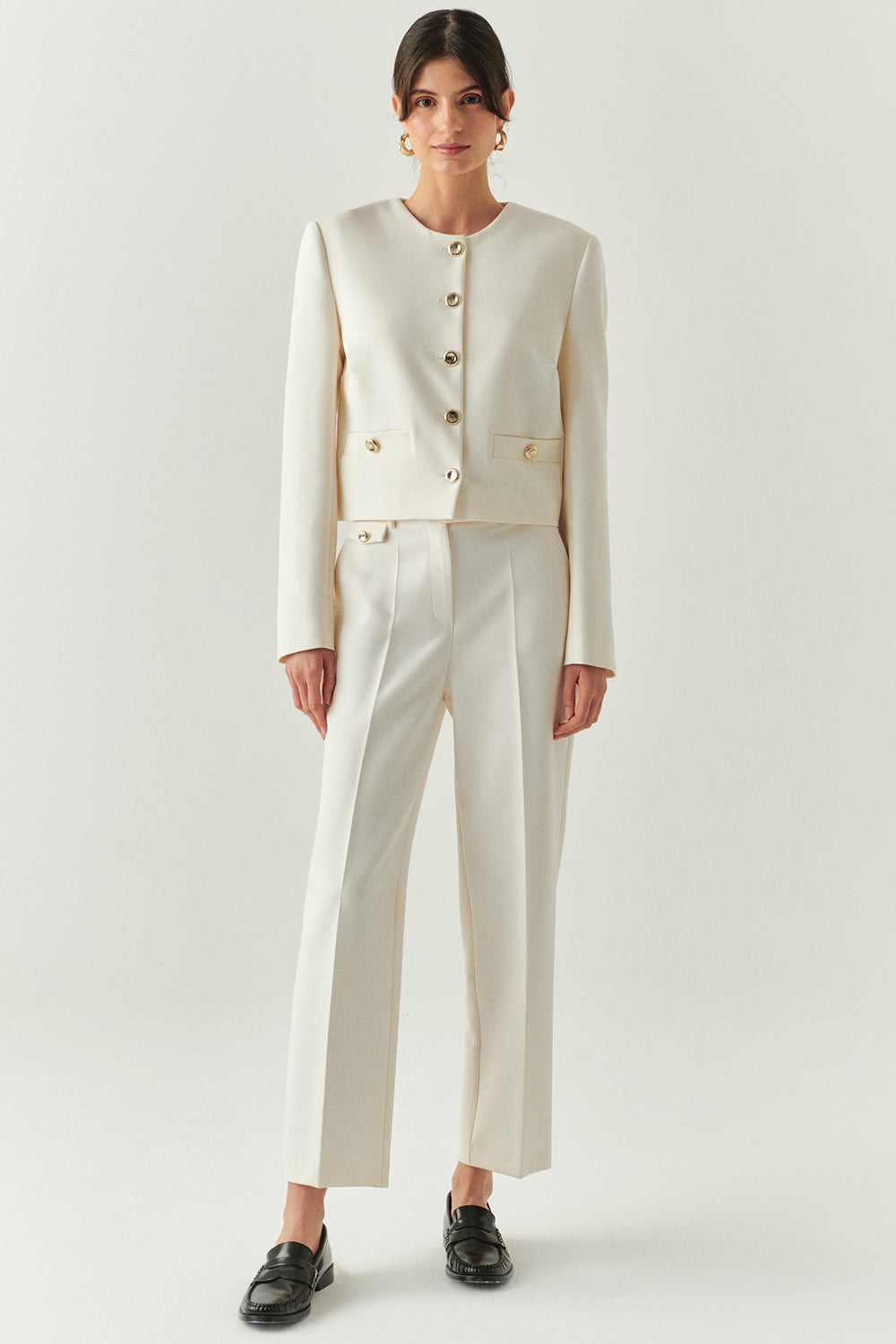 Exquise-Vatkalı Gold Düğmeli Uzun Kollu Kısa Regular Krem Ceket-CEKET-6-Milagron.com