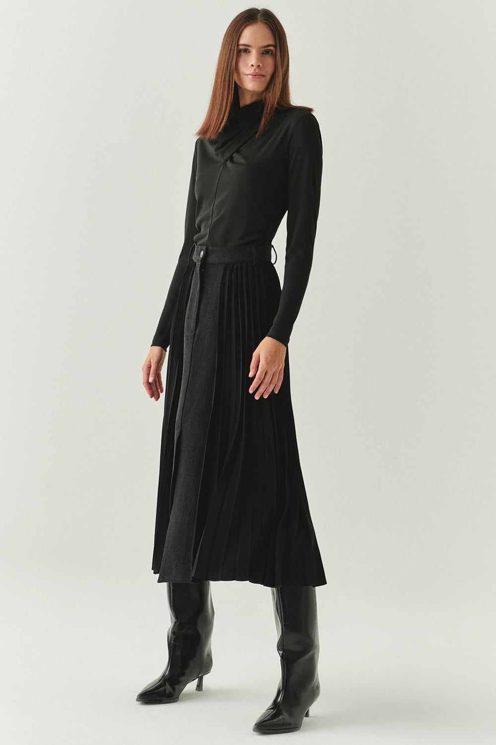 Exquise-Yırtmaçlı Detaylı Regular Piliseli Denim Garnili Midi Siyah Etek-ETEK-3-Milagron.com