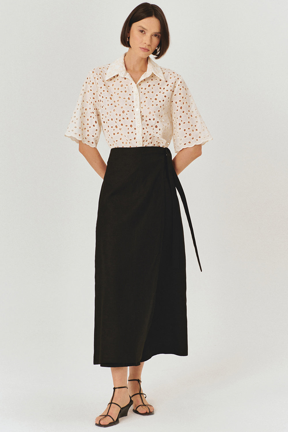 Exquise-Yüksek Bel Geniş Kısa Paçalı Siyah Etek Pantolon-PANTOLON-2-Milagron.com