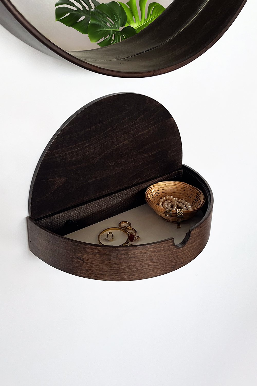 Fagus Wood-Ahşap Anahtarlık Kutusu Ve Dekoratif Duvar Rafı (ceviz)-Duvar Rafı-1-Milagron.com