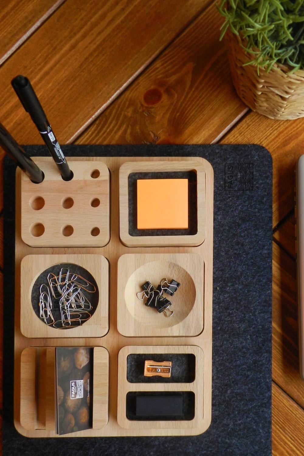 Fagus Wood-Arayende Masa Düzenleyici-Masaüstü Organizer-7-Milagron.com