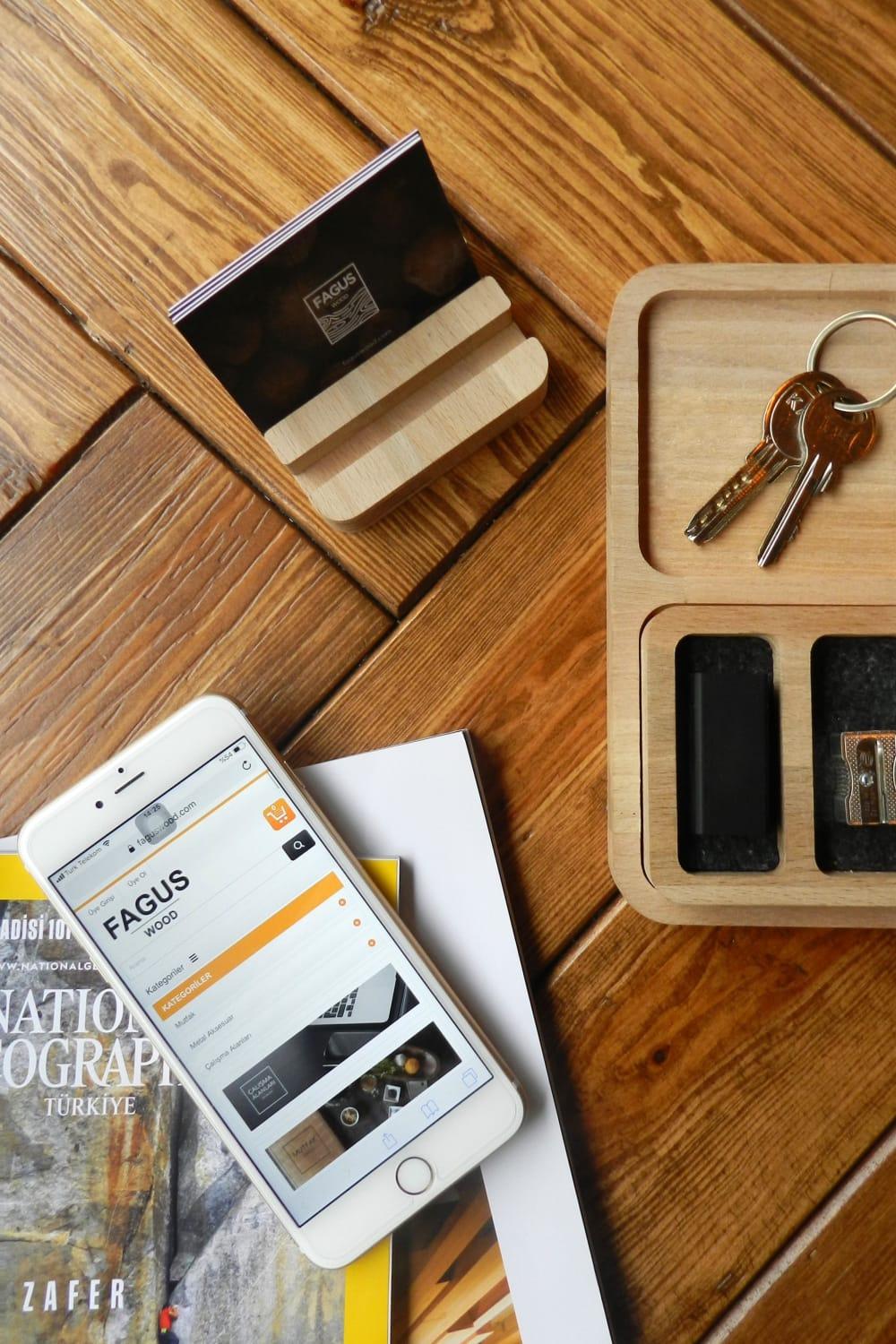 Fagus Wood-Arayende Masa Düzenleyici-Masaüstü Organizer-9-Milagron.com