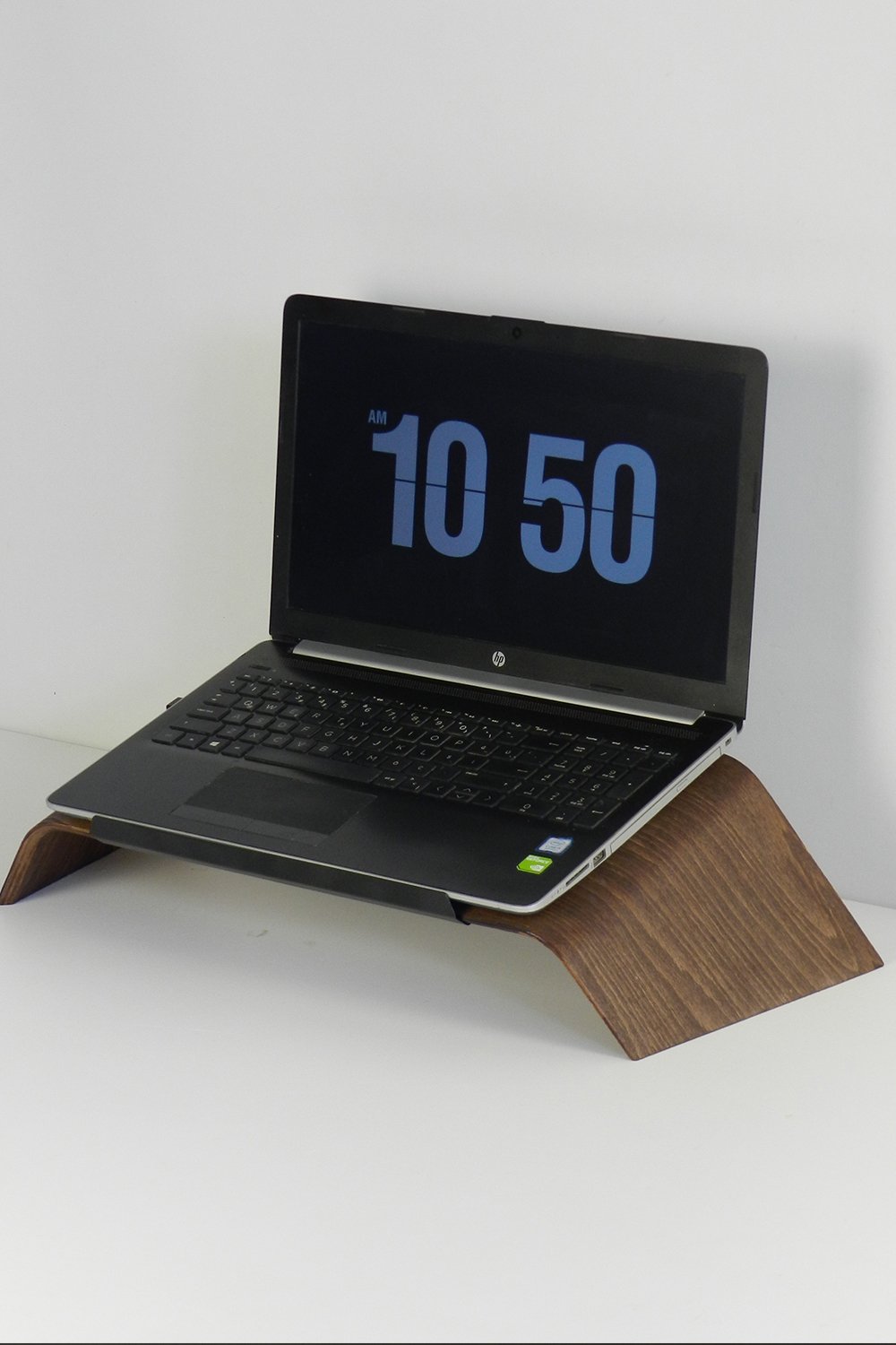 Fagus Wood-Doğal Ağaç Laptop Masa Standı ve Yükseltici Notebook Tutucu (Ceviz)-Laptop Standı-4-Milagron.com