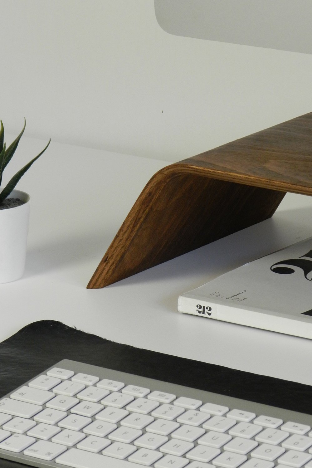 Fagus Wood-Doğal Ahşap Bilgisayar Monitörü Yükseltici Stant ve Ekran Yükseltici (Ceviz)-Biblo-3-Milagron.com