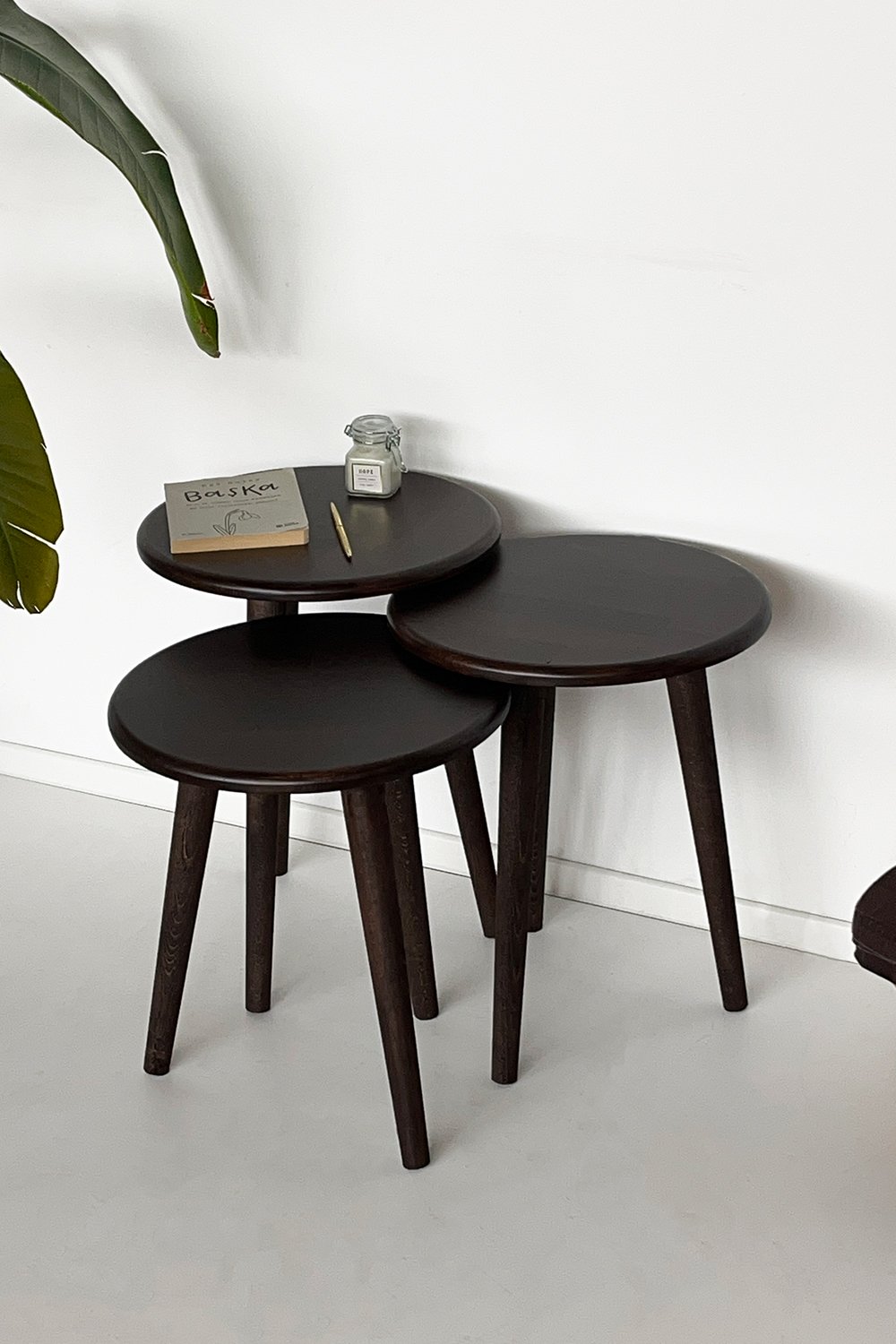 Fagus Wood-Doğal Masif Ahşap Yörünge Sehpa Seti - 3'lü Zigon Yuvarlak Modern Takım - Yan, Dekoratif Sehpa - Ceviz-Sehpa-2-Milagron.com