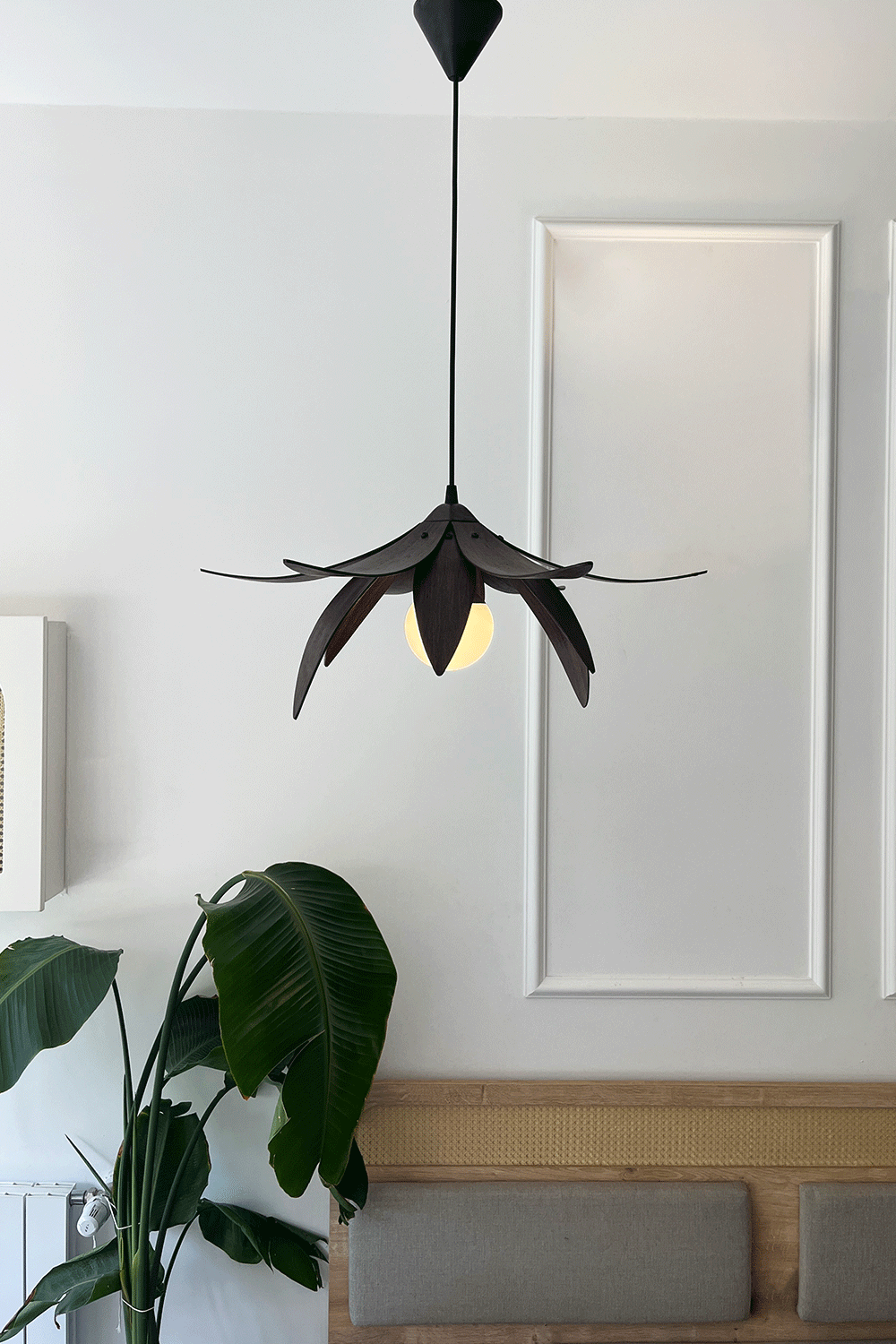 Fagus Wood-Lotus Avize – Ahşap Modern Ve Minimal Tasarım Avize, İskandinav Salon Ve Oturma Odası Aydınlatması (ceviz)-Avize-2-Milagron.com