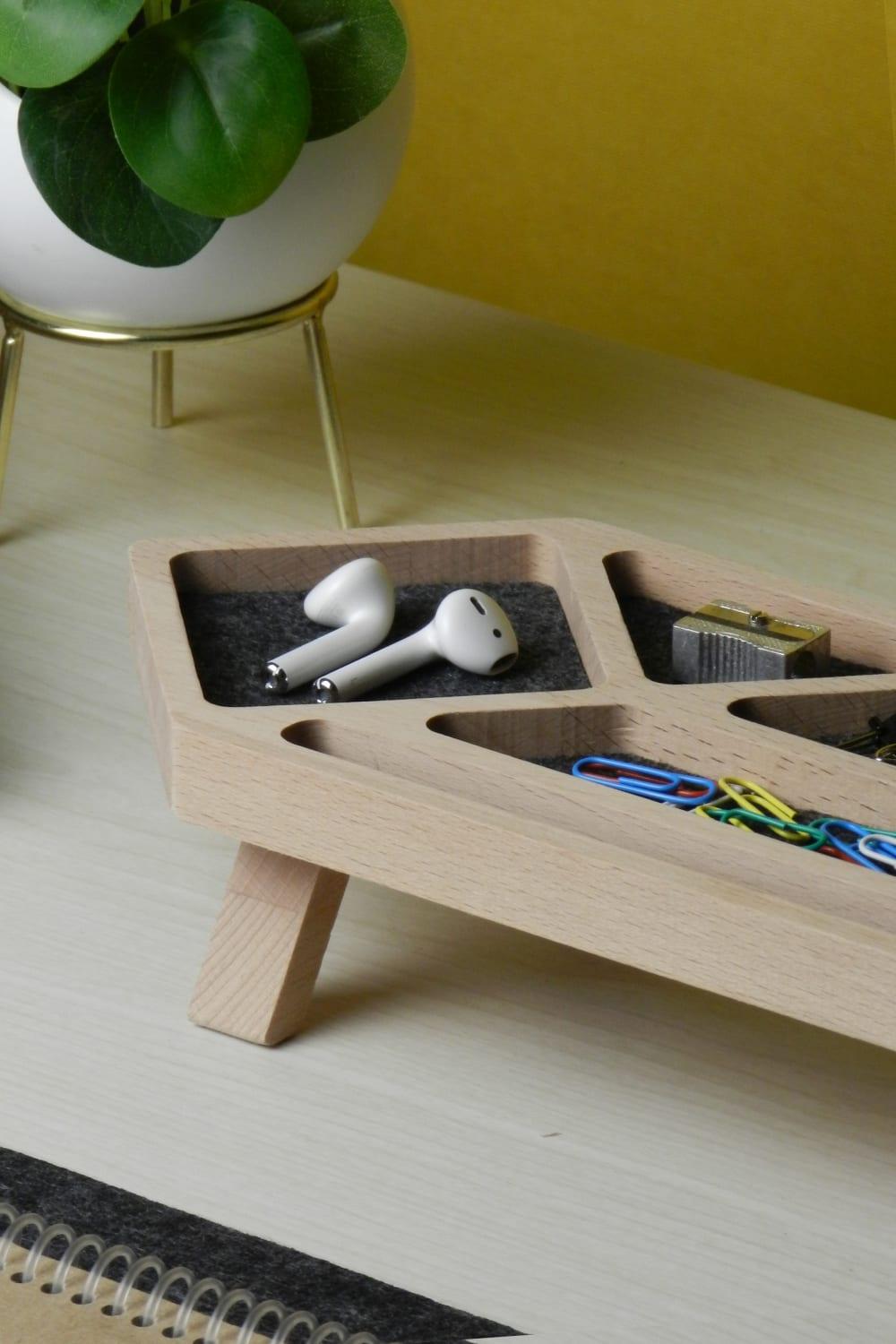 Fagus Wood-Mini Slash Masa Düzenleyici (Füme)-Masaüstü Organizer-5-Milagron.com