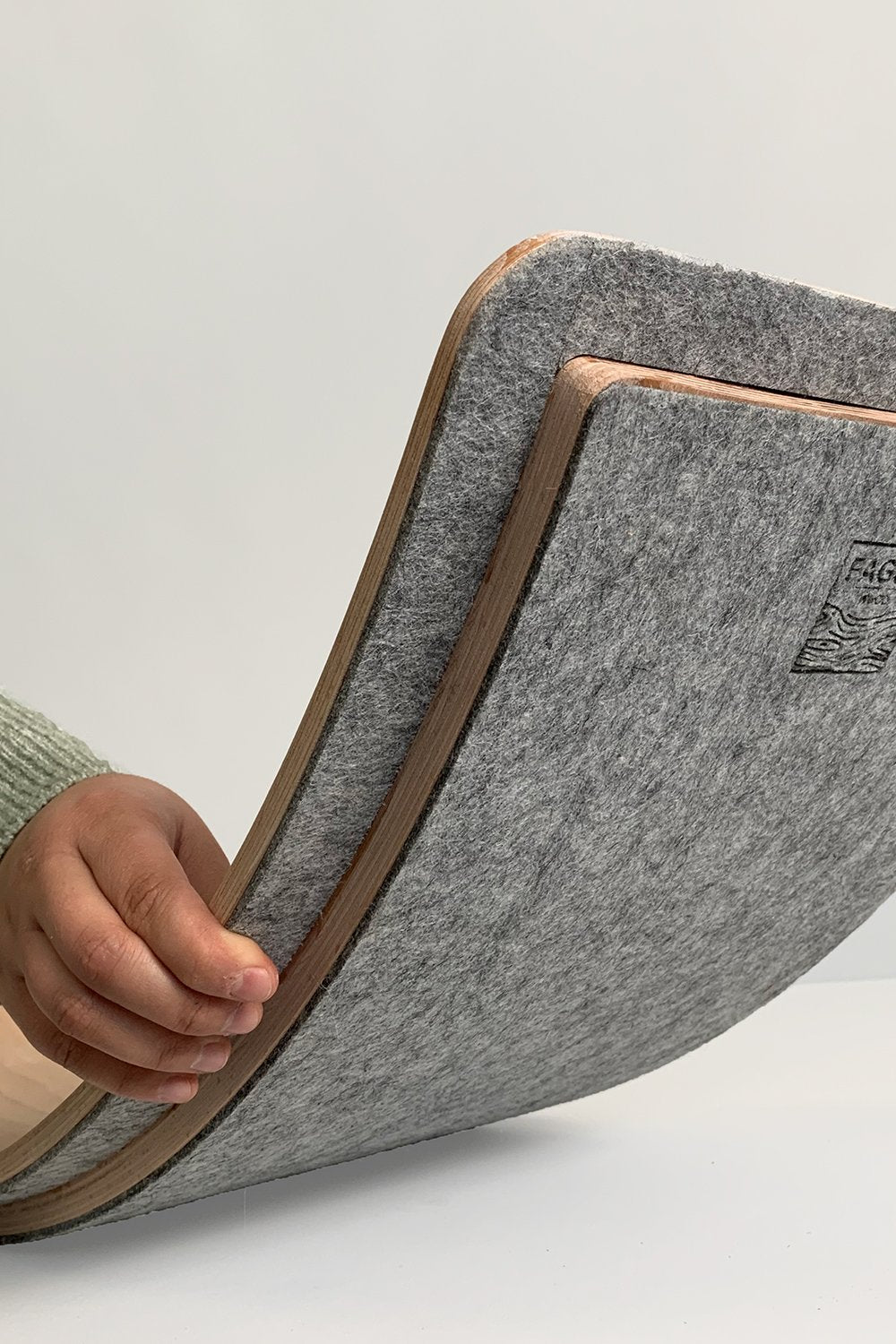 Fagus Wood-Parmak Korumalı Denge Tahtası-Yoga Aksesuarları-4-Milagron.com